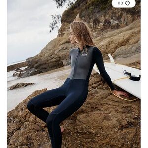 Free people Atmosea  black wetsuit new with tags xl